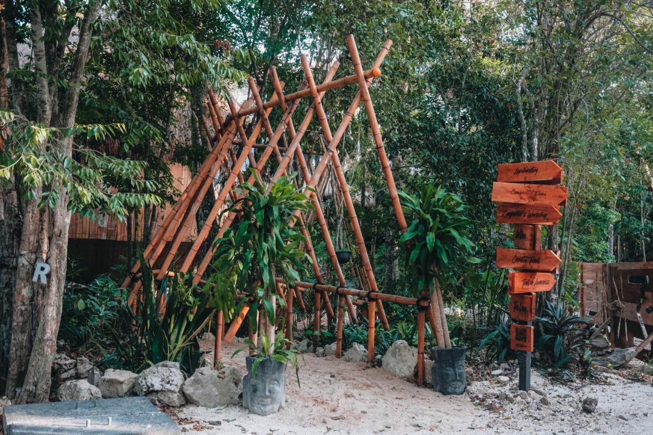 Casa Del Arbol At Villa Duendes Akumal Exteriör bild