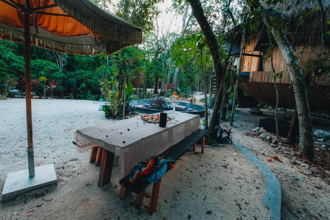 Casa Del Arbol At Villa Duendes Akumal Exteriör bild